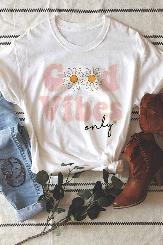 GOOD VIBES ONLY DAISY GRAPHIC TEE