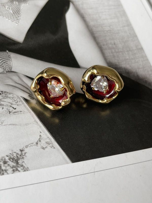Vintage style red color glass jelly stud earring