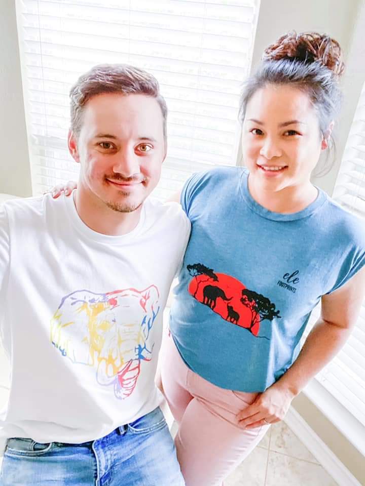 Bold Elephant Head Short-Sleeve Unisex T-Shirt