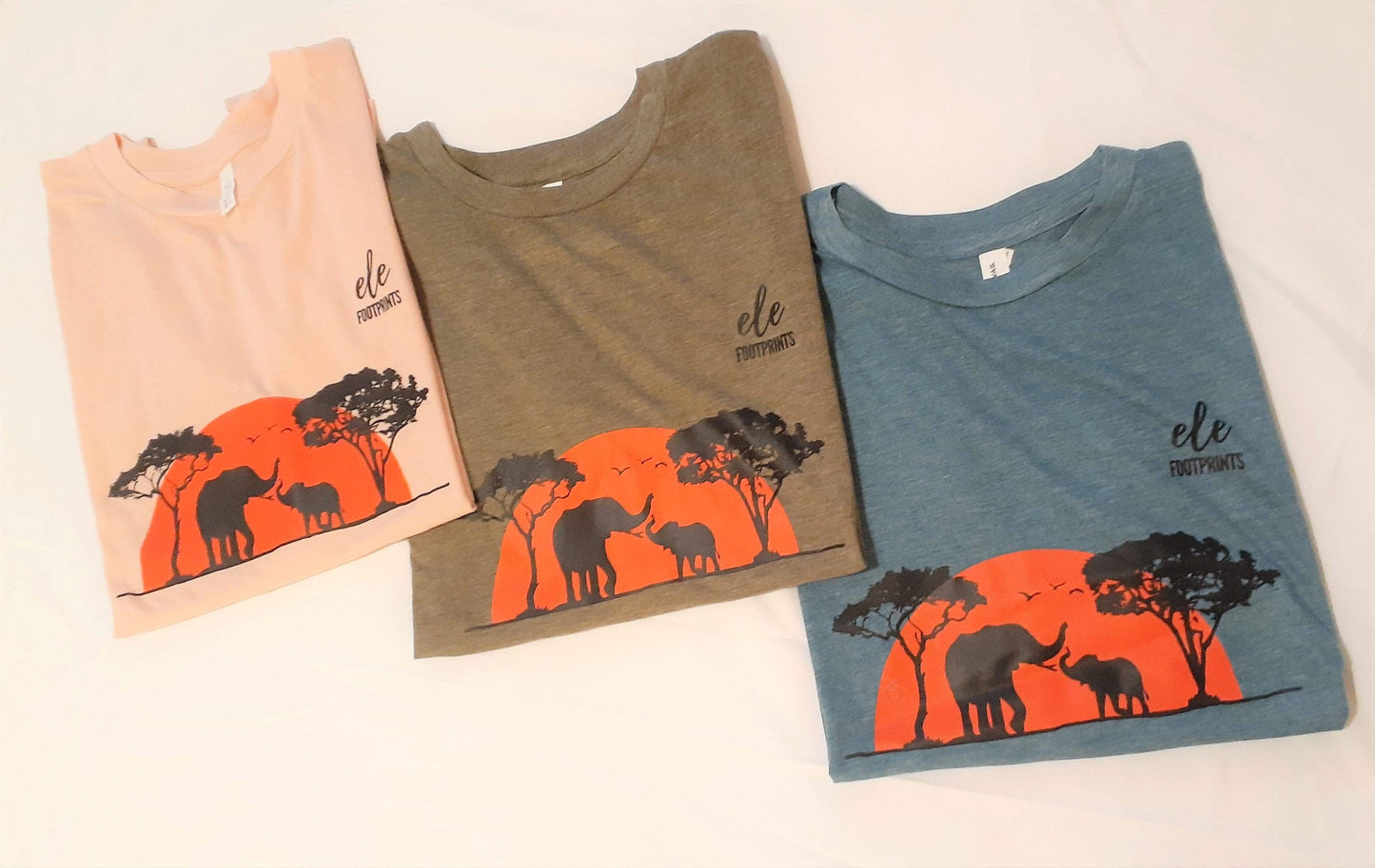 Women's Elephant Rolled Cuff T-Shirt - African Safari Sunset with Mama and Baby Elephants