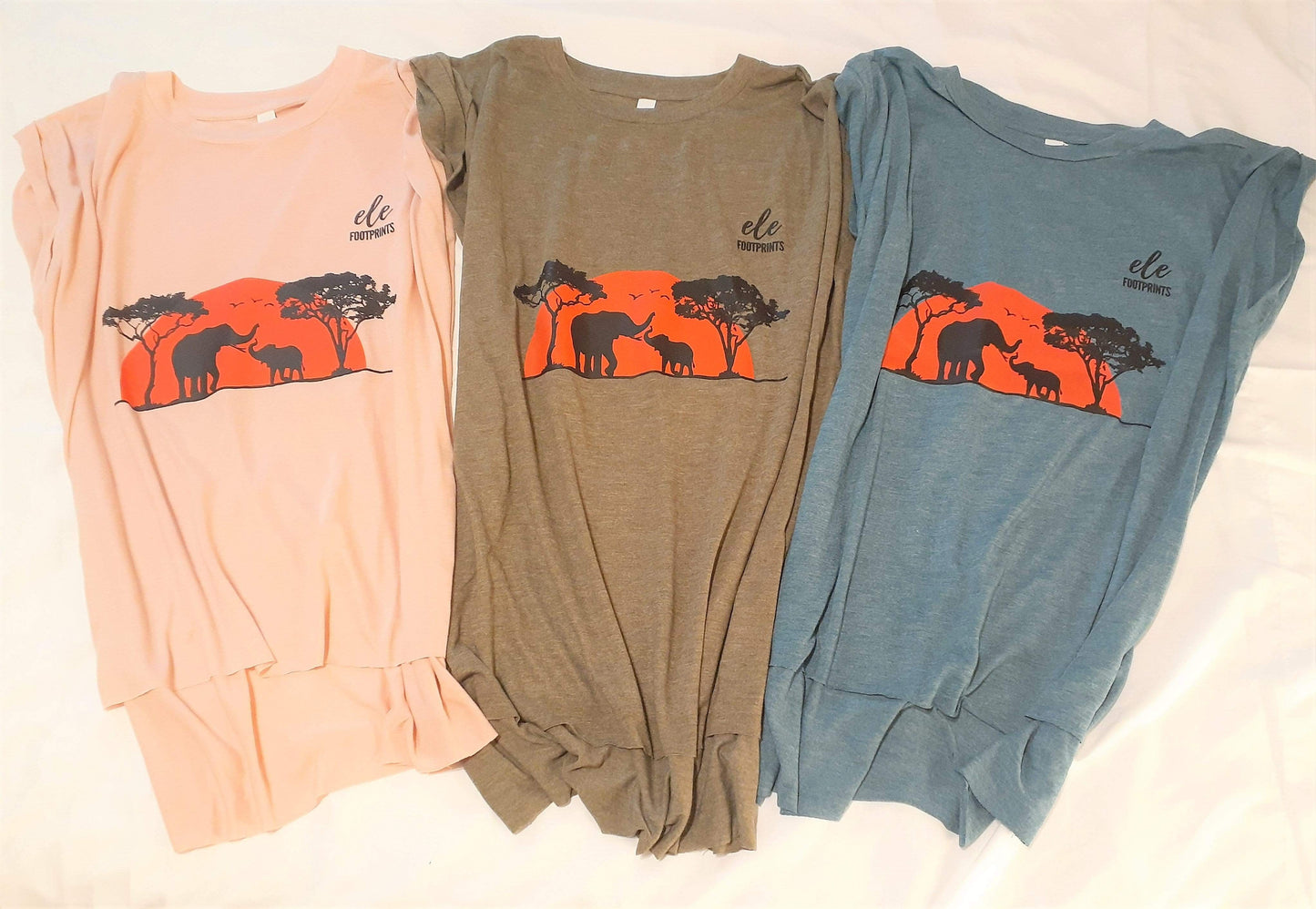 Women's Elephant Rolled Cuff T-Shirt - African Safari Sunset with Mama and Baby Elephants